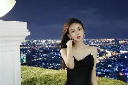 知名网红表妹李 KK破产！未婚生女后掉粉上百万转行去卖小吃