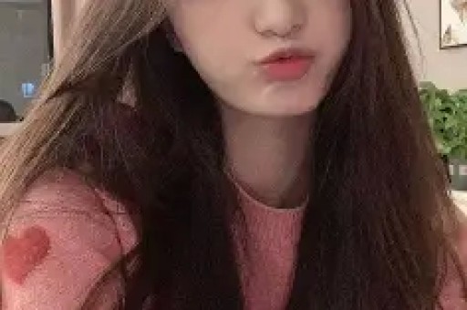 网红司晓迪直播骂白鹿素颜普通、媚男看不起人！评论区翻车连闺蜜都拆台蹭热度翻车最快的一次