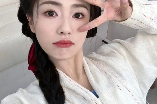 手握好牌却打得一塌糊涂过气明星仍旧“耍大牌”翻车早有征兆
