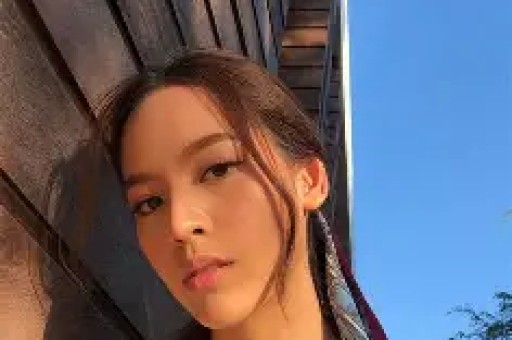 他被谢霆锋打成重伤发妻6次流产后离婚如今69岁他的现状怎样